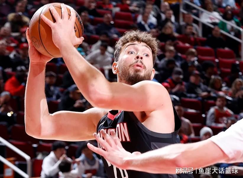 开云APP-NBA最新排名出炉！火箭稳居第四，湖人甩开一队，快船也坐收大礼