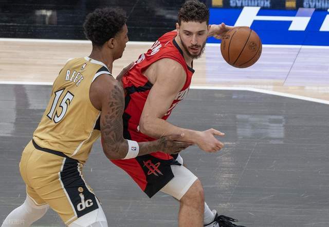 开云体育-赢球输人！伊森推人被驱逐！火箭拒绝爆冷，新星10助6断创新高