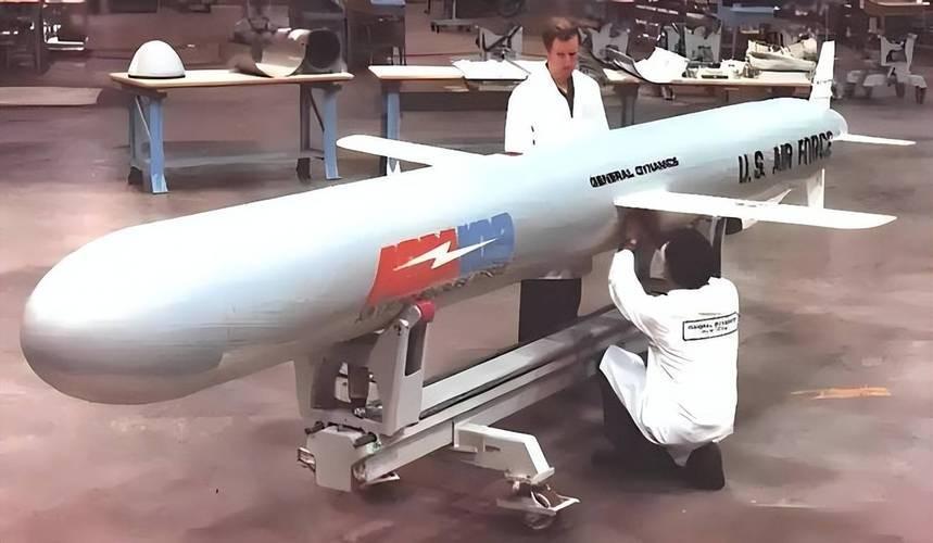 开云官方网站-一发瘫痪全美？美专家急喊中国停手，自己玩了60年却不让中国碰！