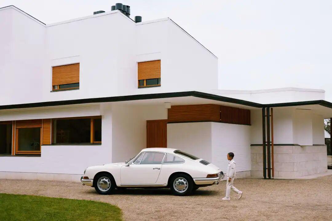 开云直播-本周时尚资讯 ｜赛车“痛城”燃爆，F1还能玩出哪些新花样？