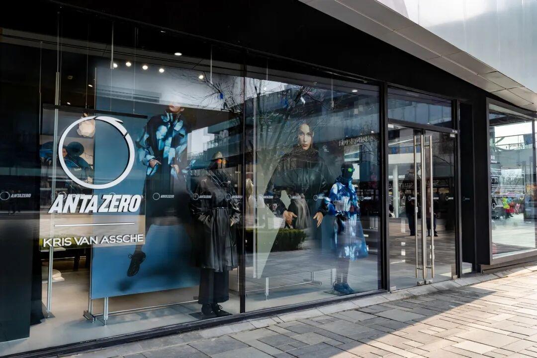 开云直播-本周时尚资讯 ｜赛车“痛城”燃爆，F1还能玩出哪些新花样？