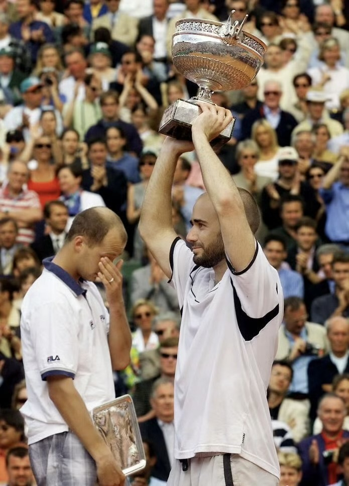 开云-红土上的“异乡人”：美国人真的不擅长红土吗？|法网|蒙特卡洛大师赛|网球|硬地|球员_新浪体育_新浪新闻